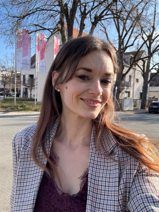 Elena Kolb