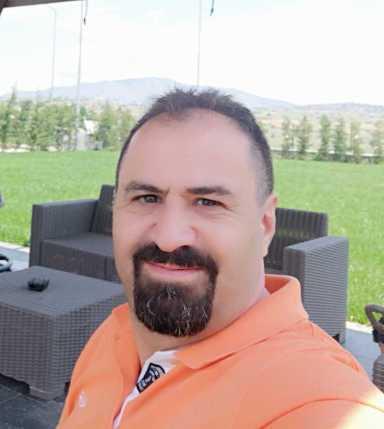 Salih zeki Pehlivan