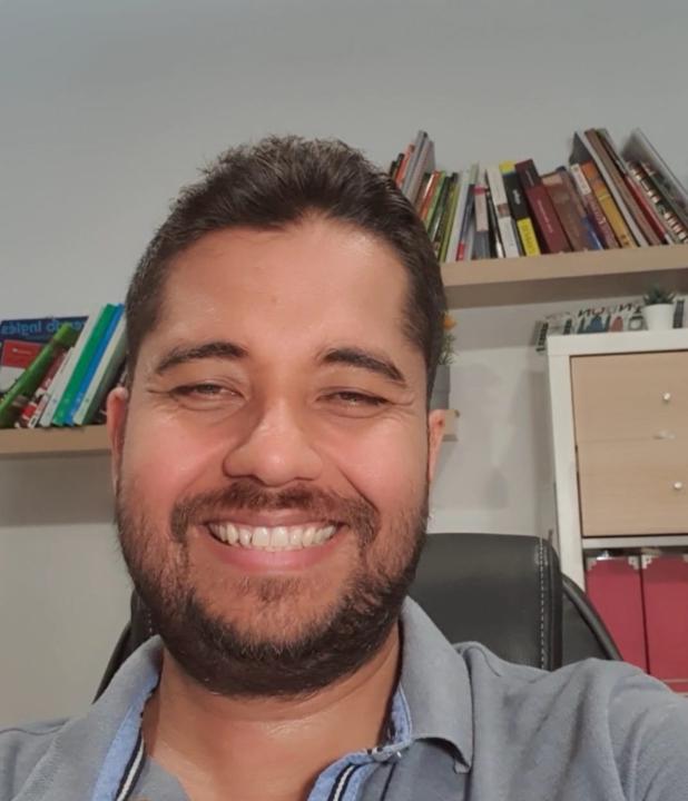 Ronald Cristian Team