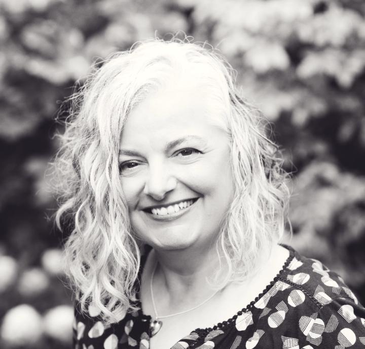 Jayne Heale
