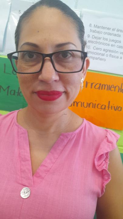 Ana Del Castillo