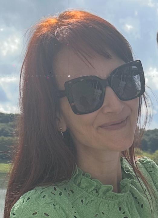 Елена Конджова