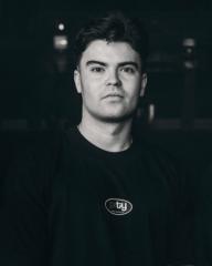 Gio Vezza