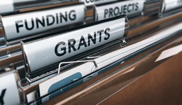 $1k Instant Grants #204