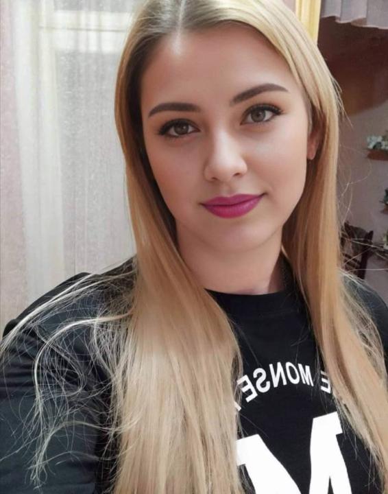 Vicenta Hunt