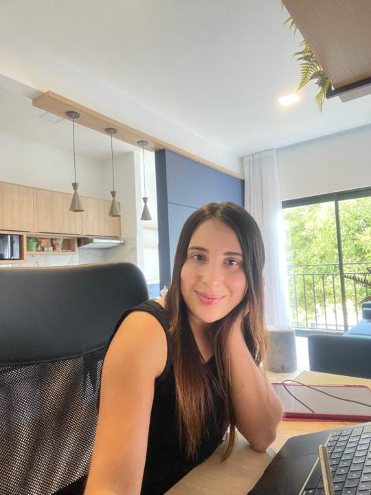 Angela Muñoz