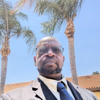 Lloyd Hollins