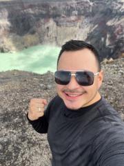 Jonathan Deras