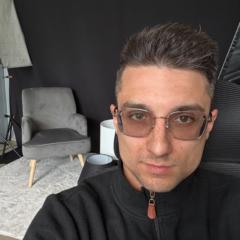 Johnny Ghiglione