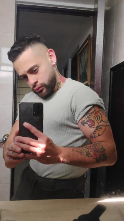 Carlos Oropeza
