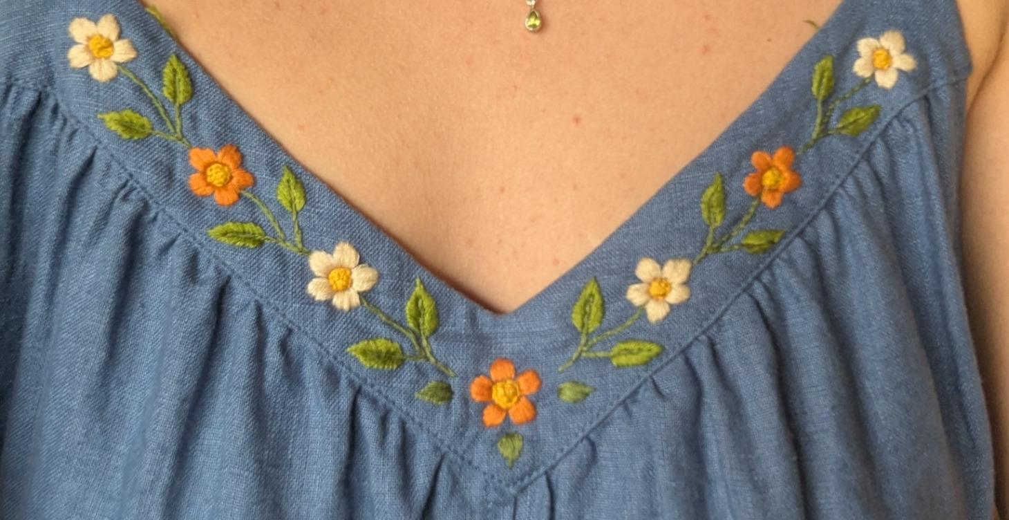 Flower Pattern for V-Neck Course