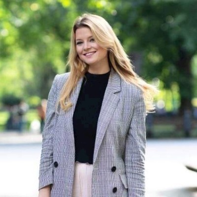 Amelie Headcoach