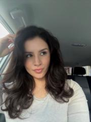 Paloma Flores