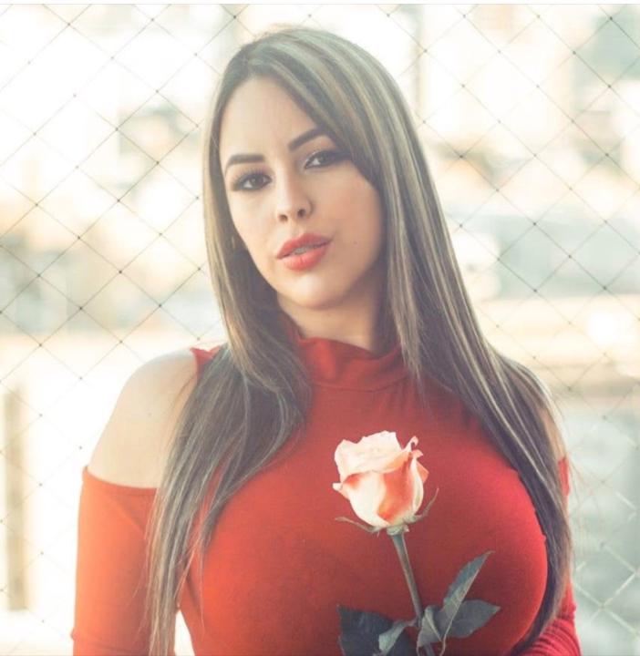 Thais Chacon