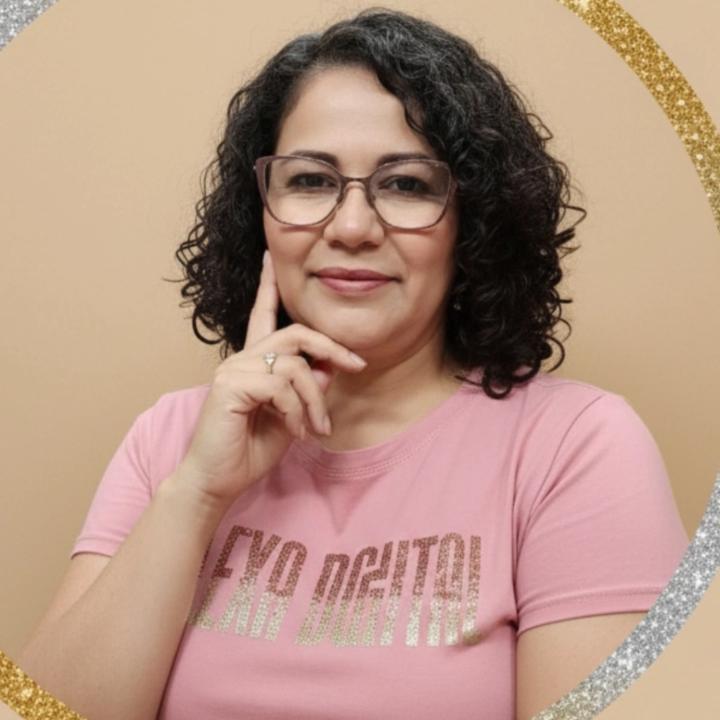 Alexandra Calderón