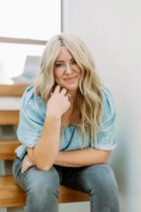 Lindsay Poelman