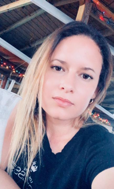 Liz Alvarez