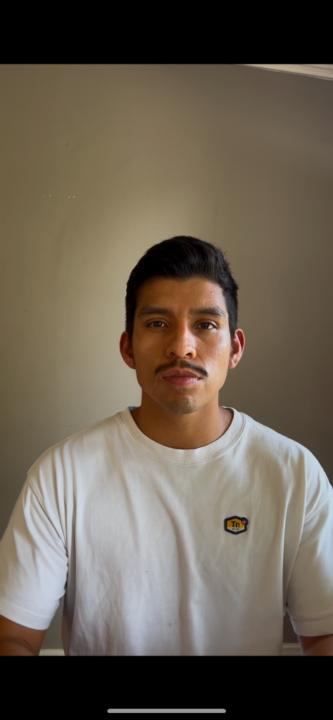 Simon Chavez