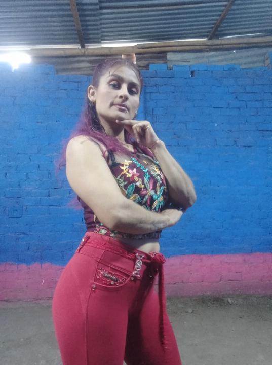 Reyna de los milagros Molina otero