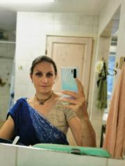 Sarasvati Devi dasi