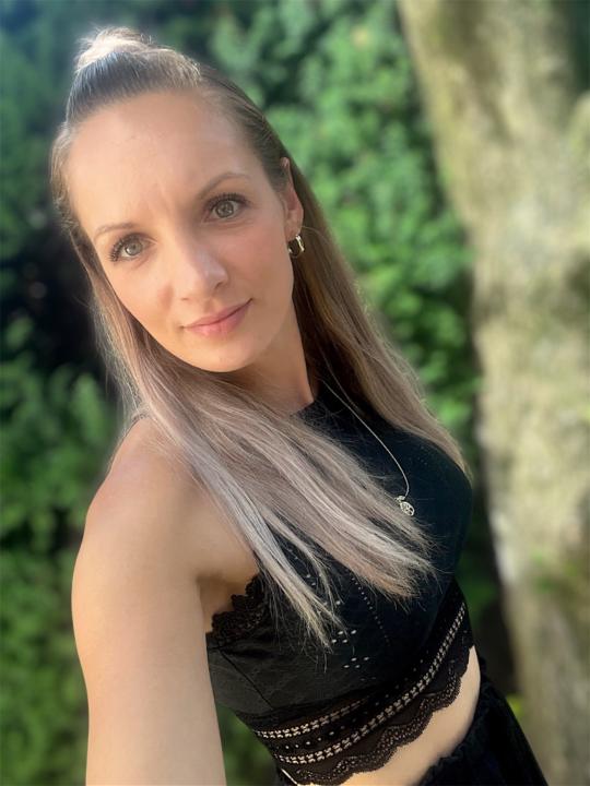 Sandra Amft
