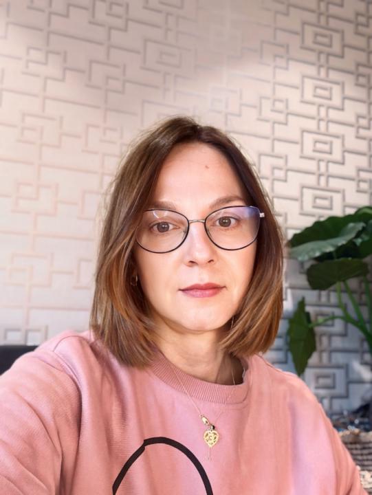 Eva Vicente