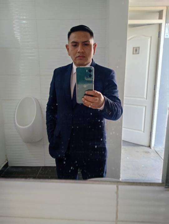 John richard Torres huayllani