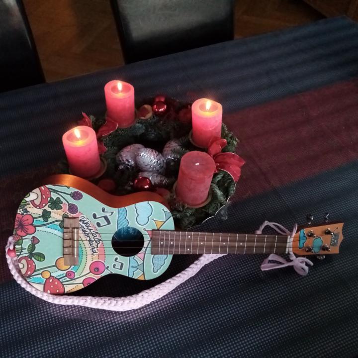Hallo liebe Ukulelenfreunde,😊
