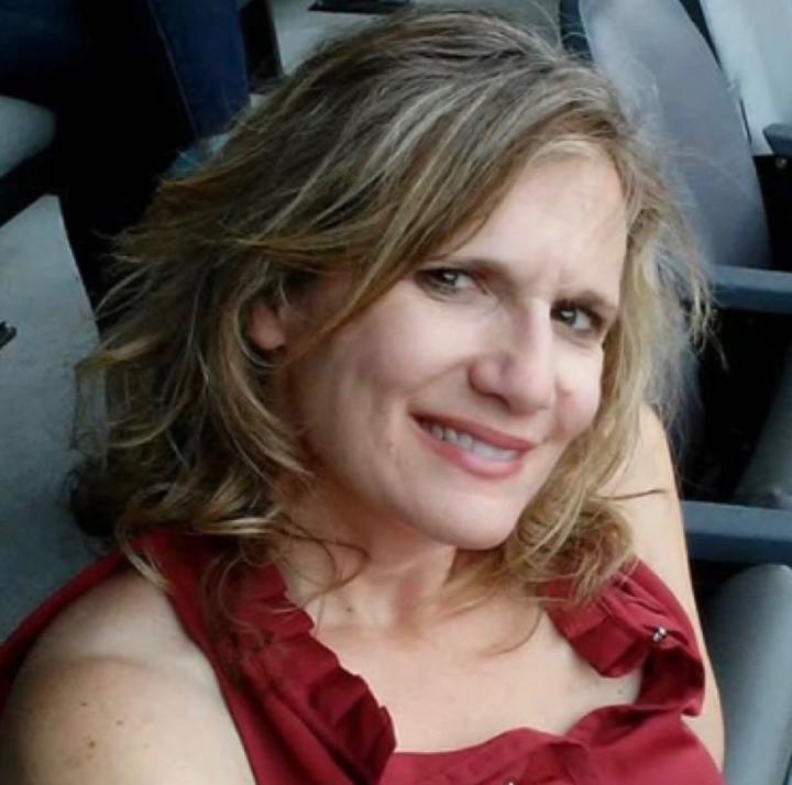 Laurie Bloch