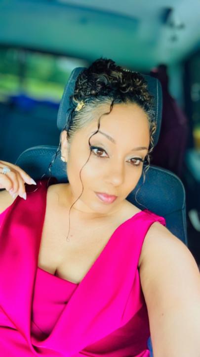 LaToya Robinson
