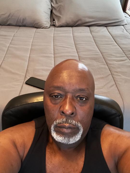Bobbie L Brown Jr