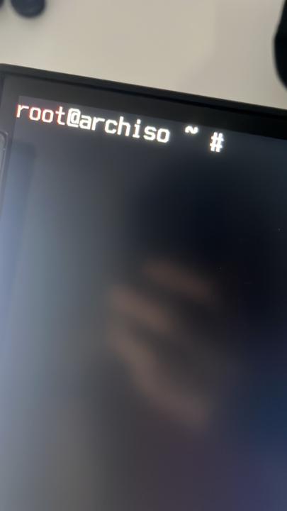 Installing Arch 👾 (Day 1)