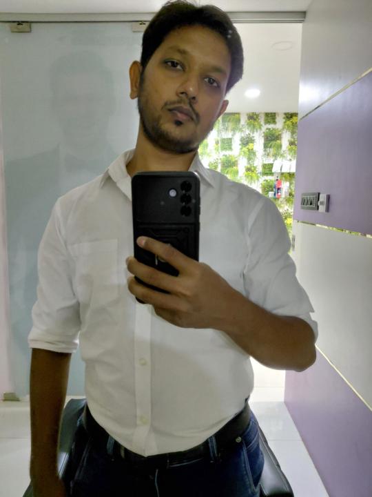 Santhanam L