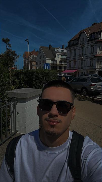 Ersin Nedret Behched