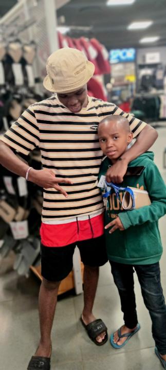 Sphelele Mbophi