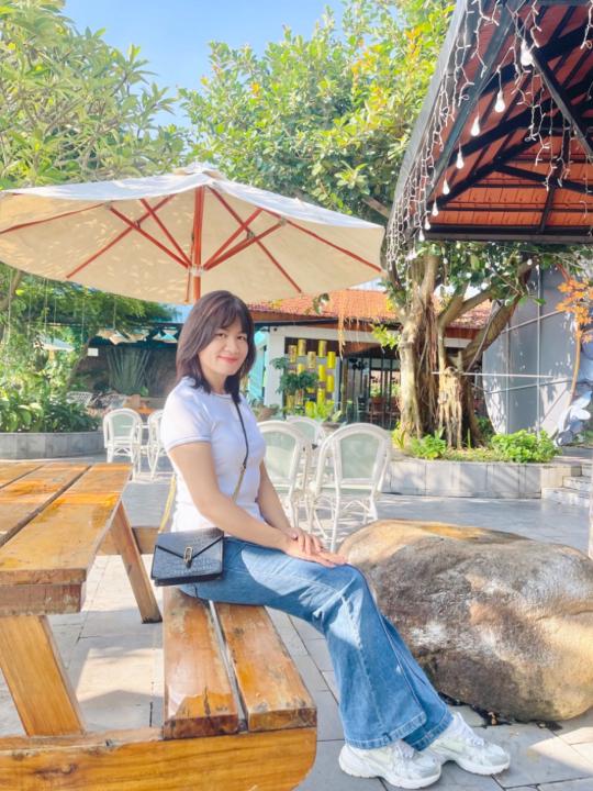 Thu Hương Phạm