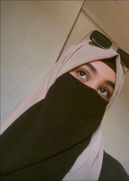 Muneeba Khan