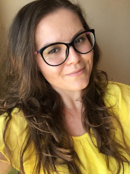 Larisa Andrei