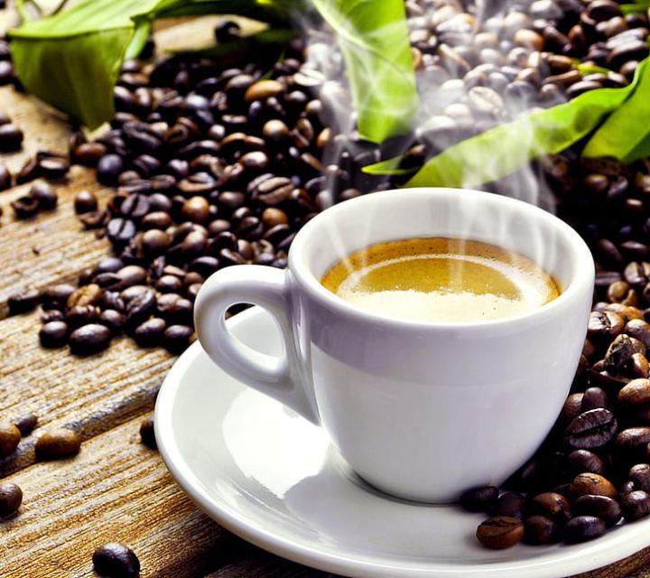 Let me know when you´re free for a coffee! 