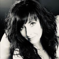 Zena McMahon