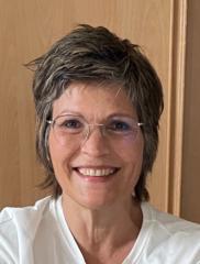 Monique van Loosbroek