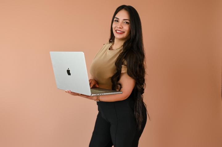 Isis Aguilar
