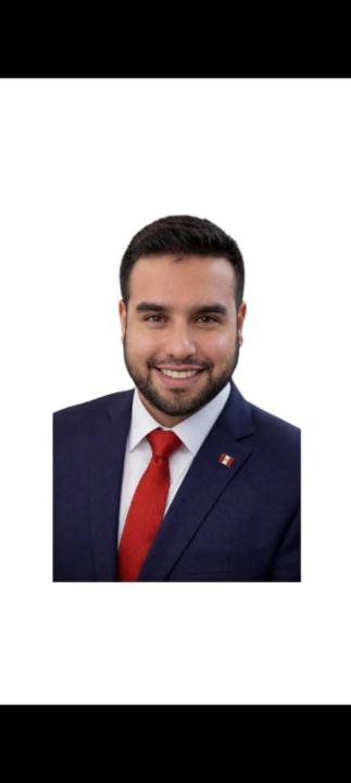 Gustavo Santa Cruz Valle