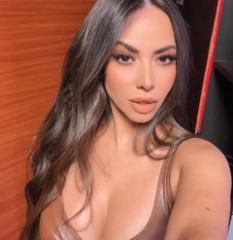 Nicole Barnett
