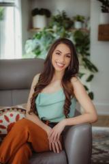 Lacey L
