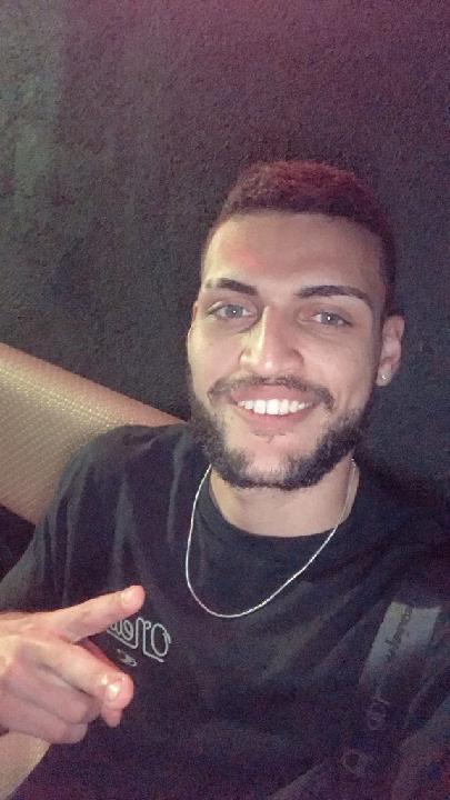 Alex G. Román Flores