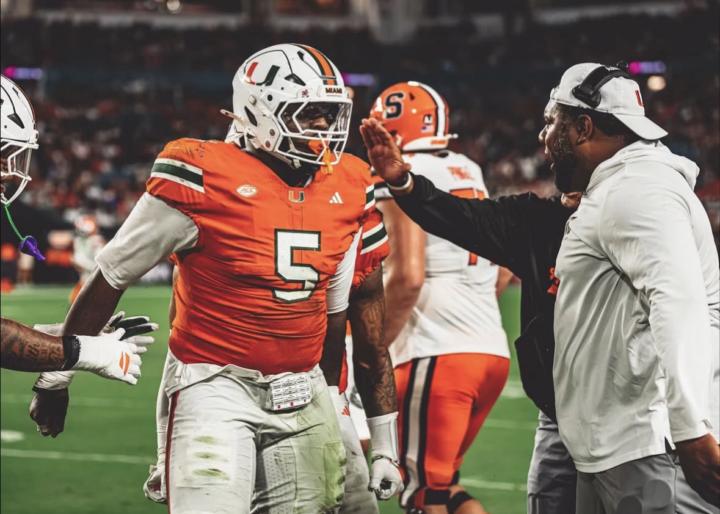 Justin Scott Is One Of College Football's Most Athletic DT's 🤯