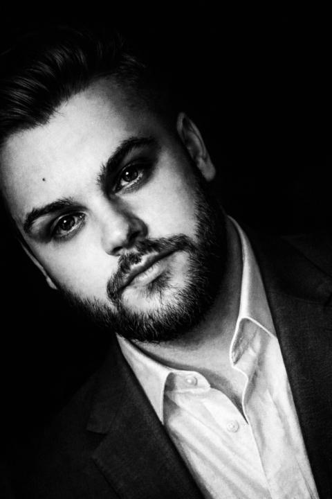 Adam Tanner