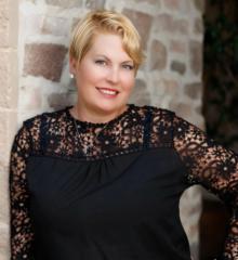 Stephanie Sundell