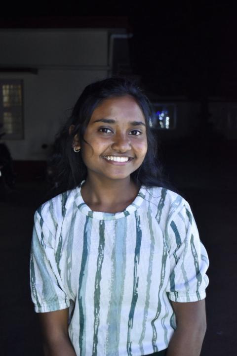 Yalini Yalini